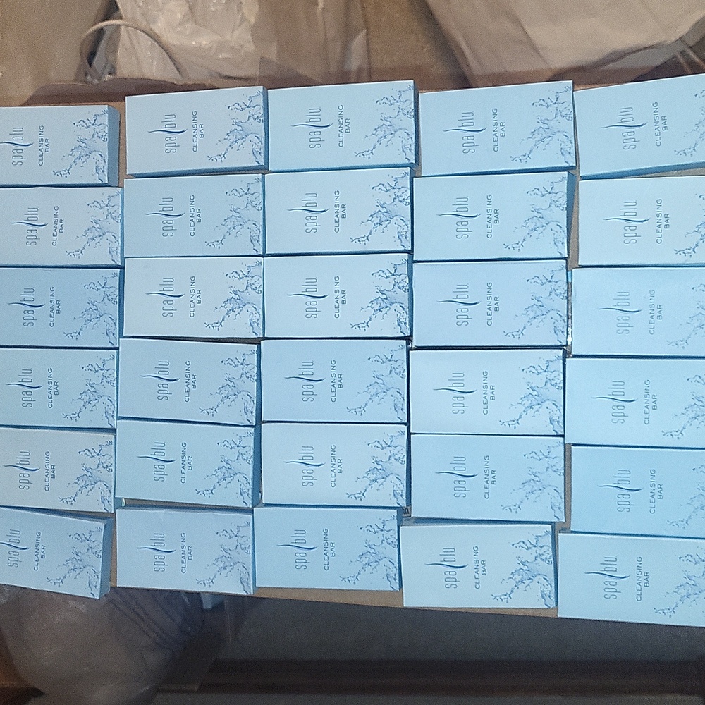Gilchrist & soames 1.25 oz lot of 30 travel size